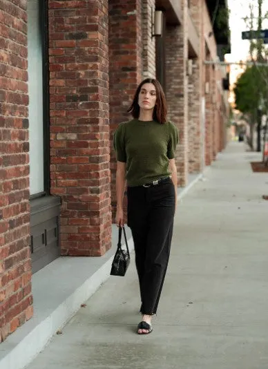 Aria Short Sleeve Cashmere Sweater In Bay Leaf