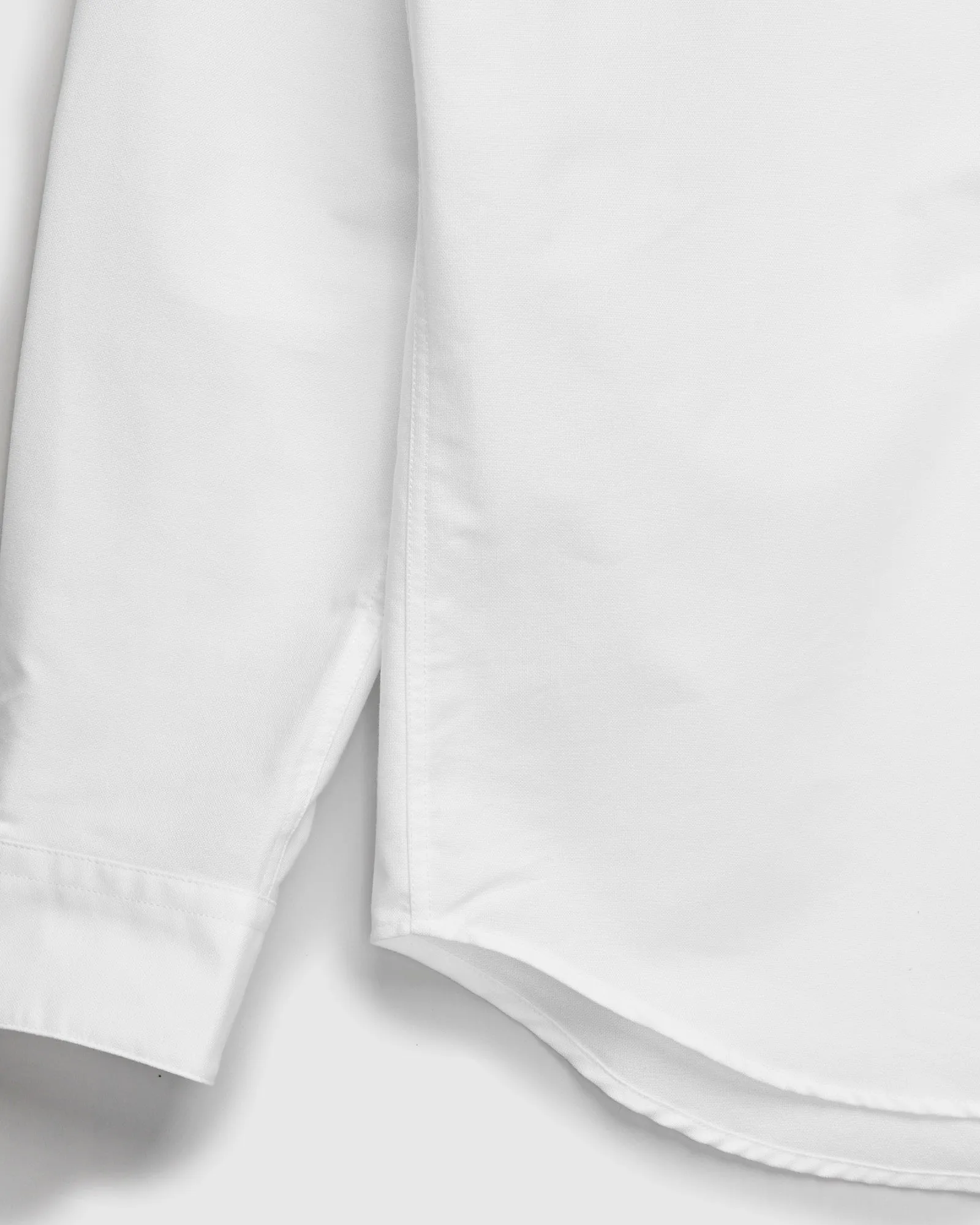 Belavista Button-Up Shirt in White
