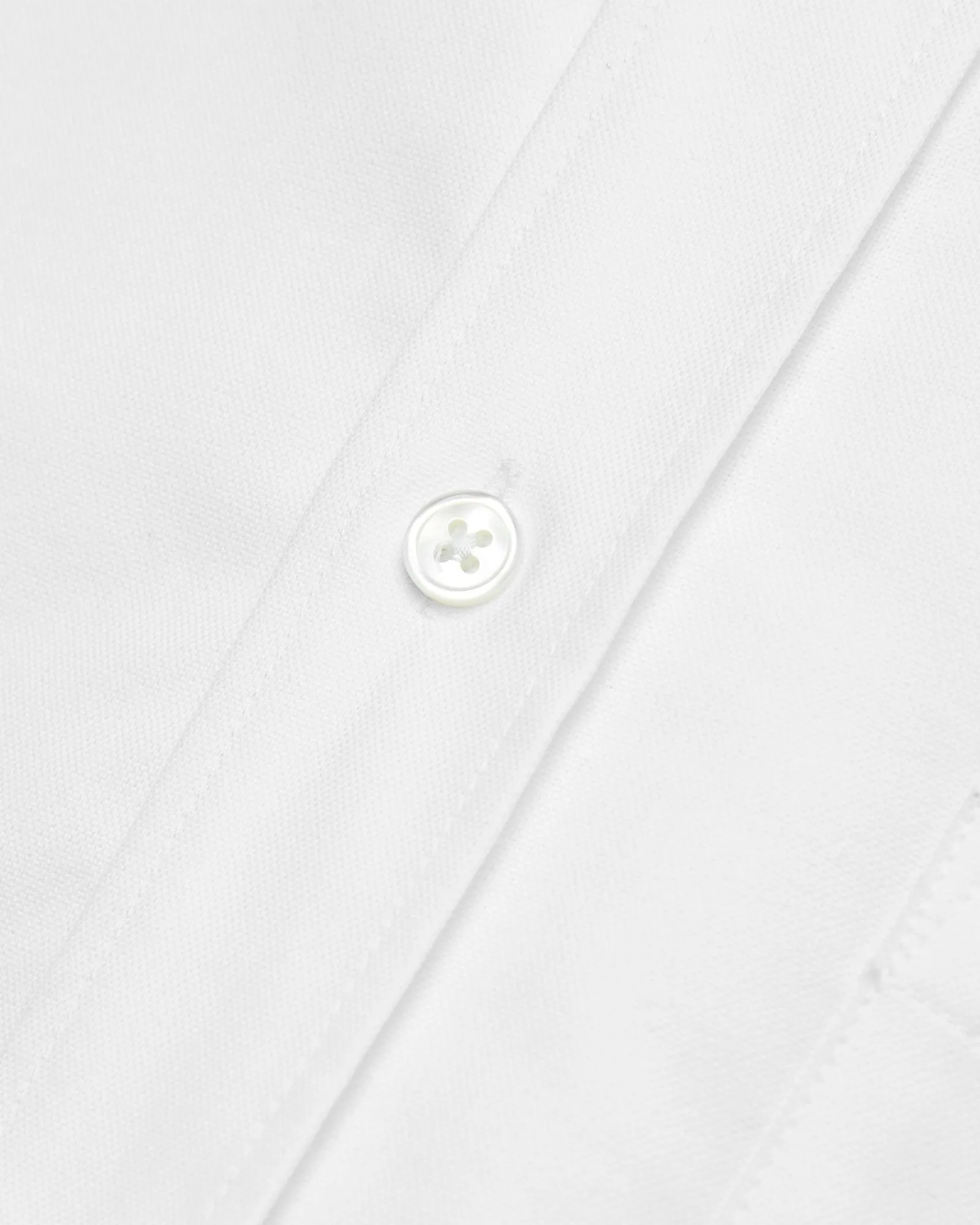 Belavista Button-Up Shirt in White