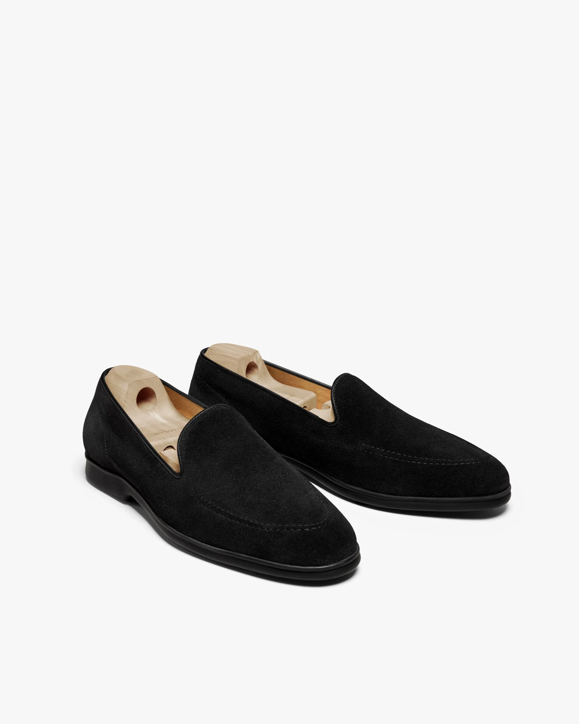 Brännö II – Black Suede