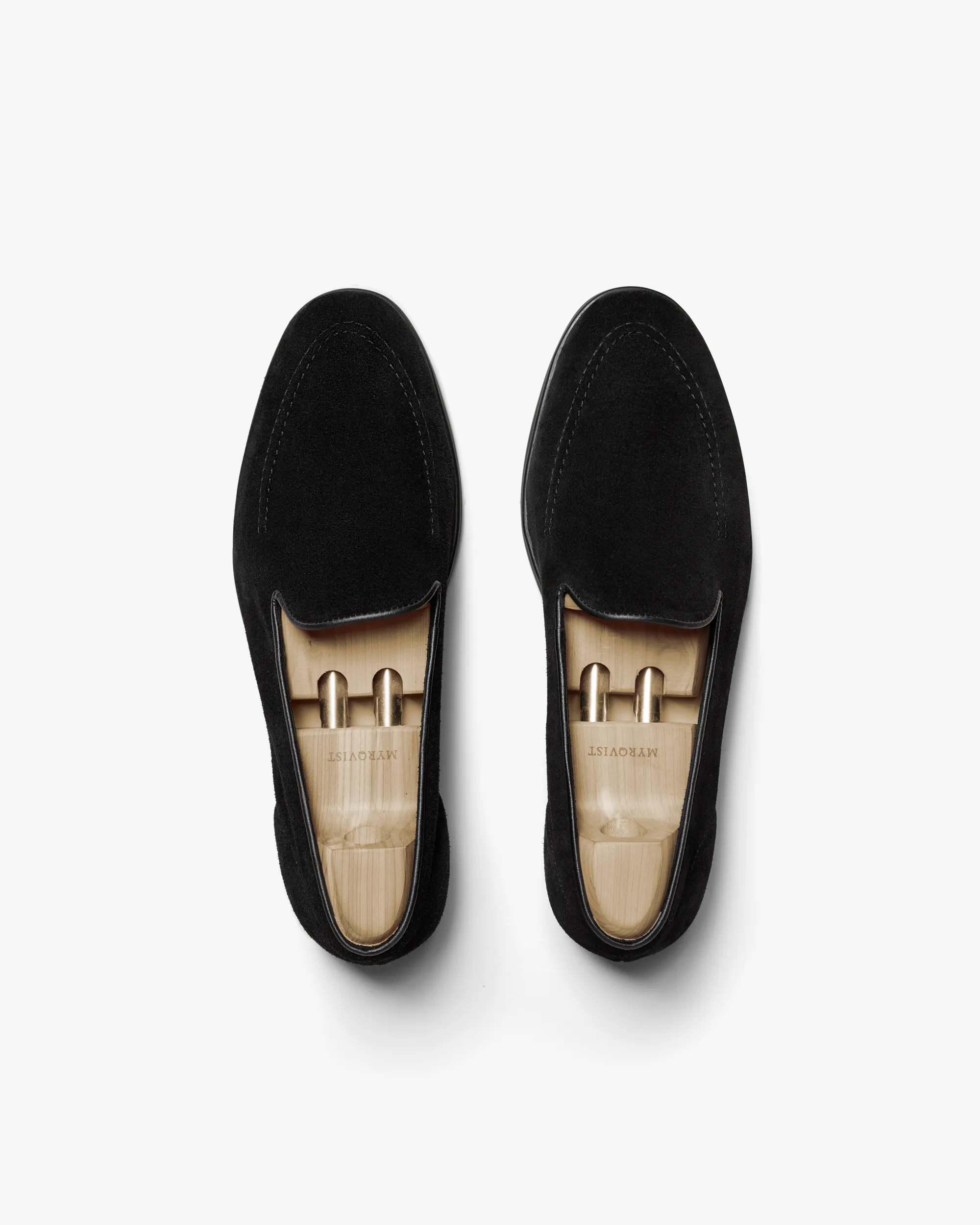 Brännö II – Black Suede