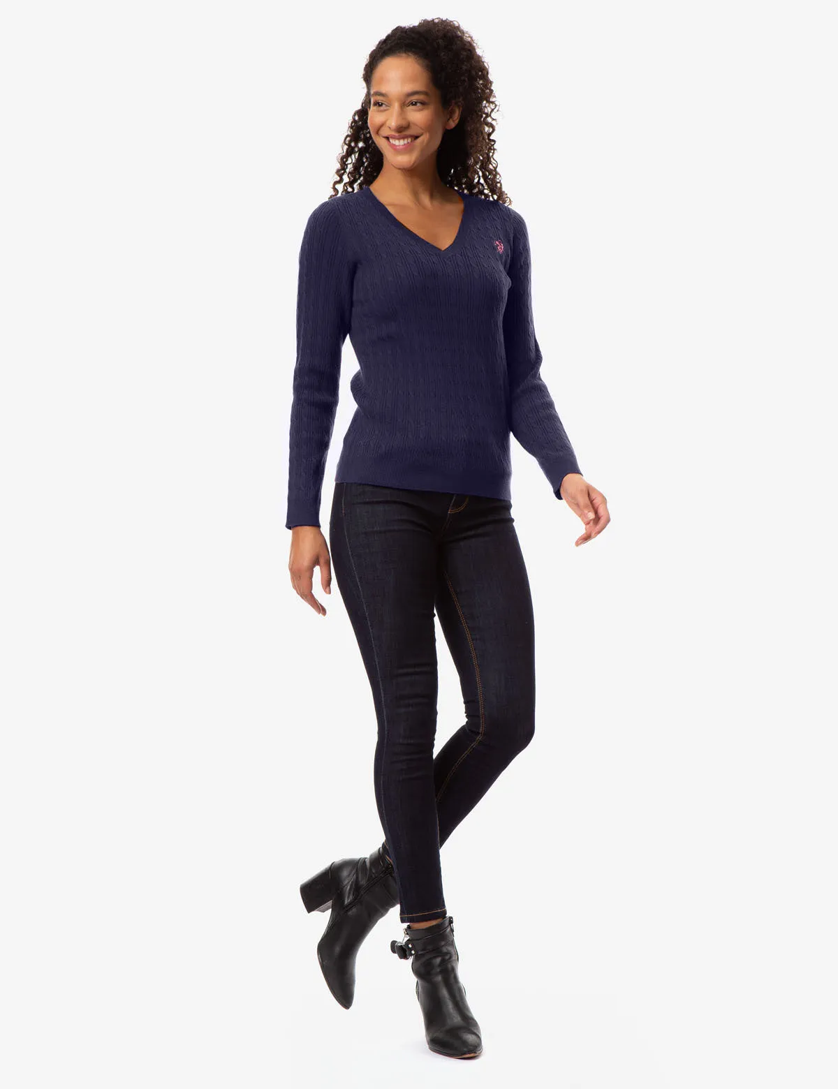 CABLE KNIT V-NECK SWEATER
