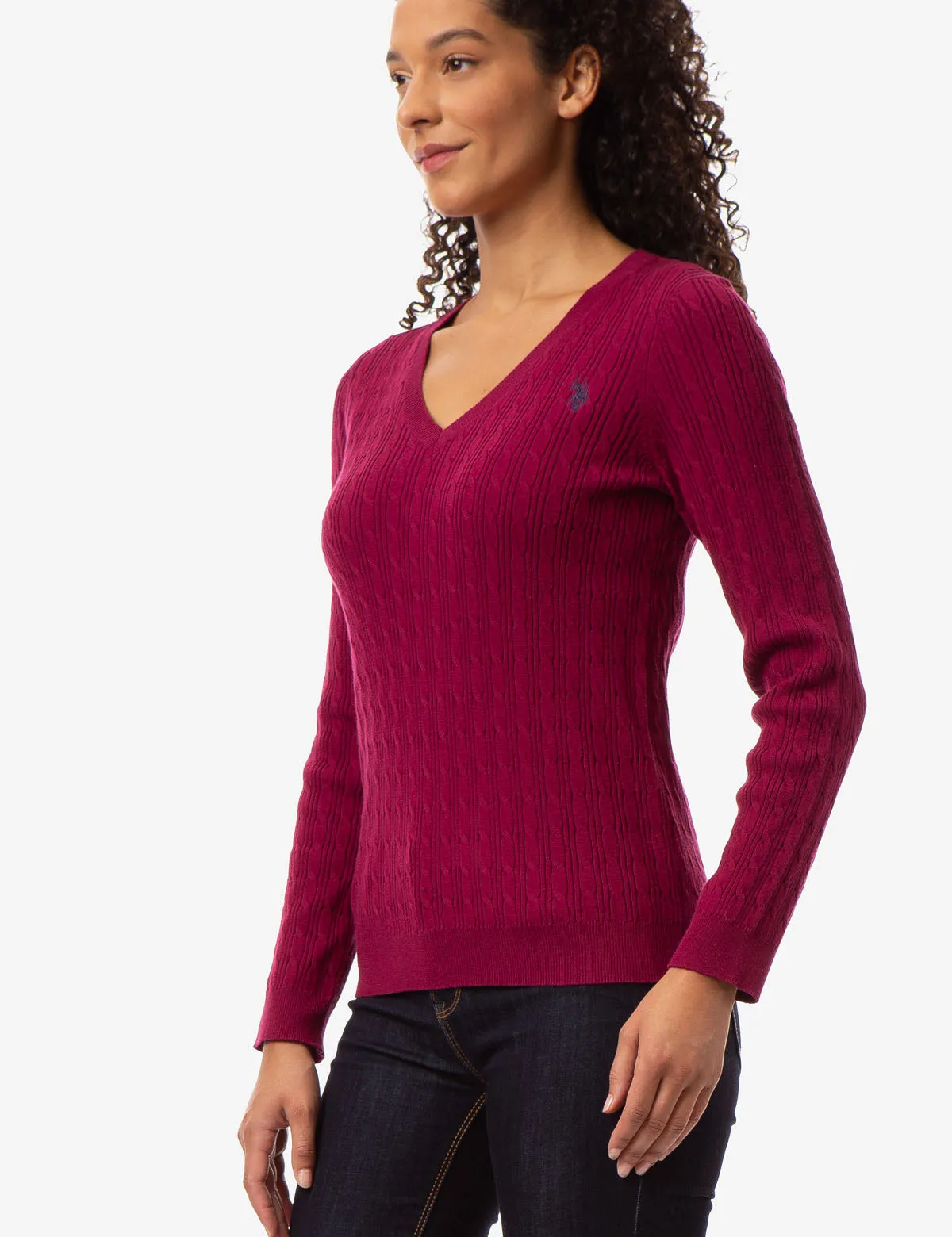 CABLE KNIT V-NECK SWEATER
