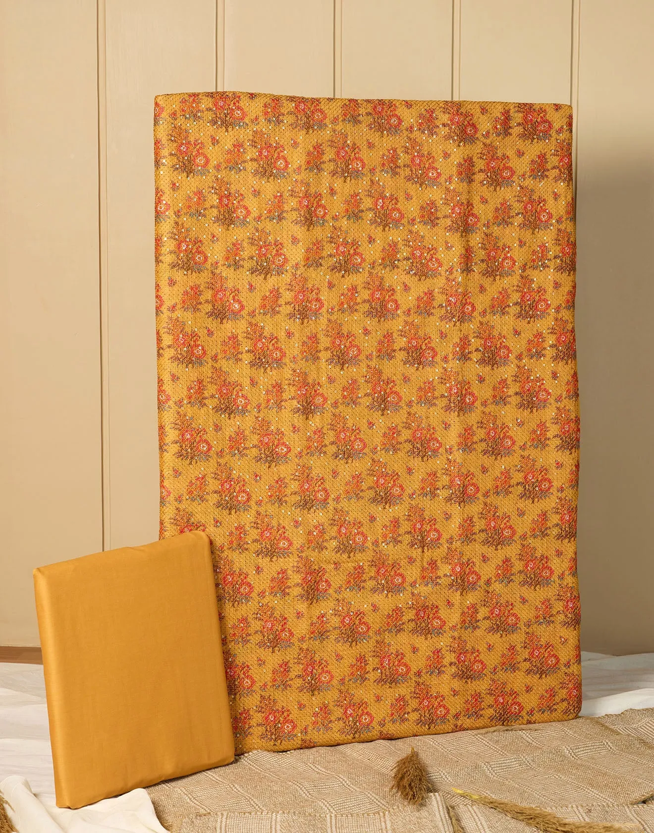 Honeycomb Glam Printed Linen Unstitched Suit Set