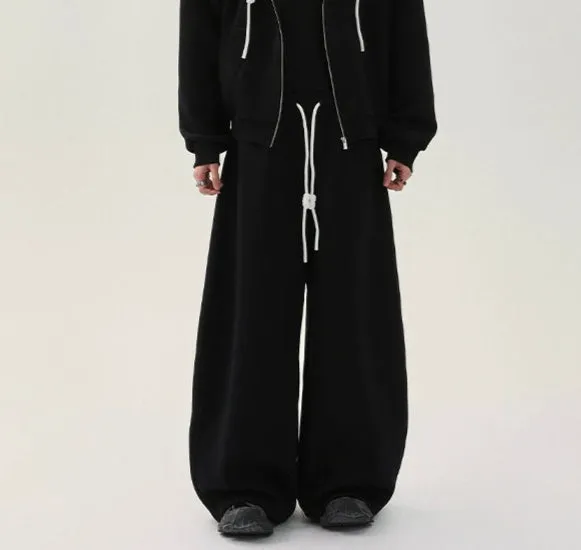 Hooded Jacket & Sweatpants