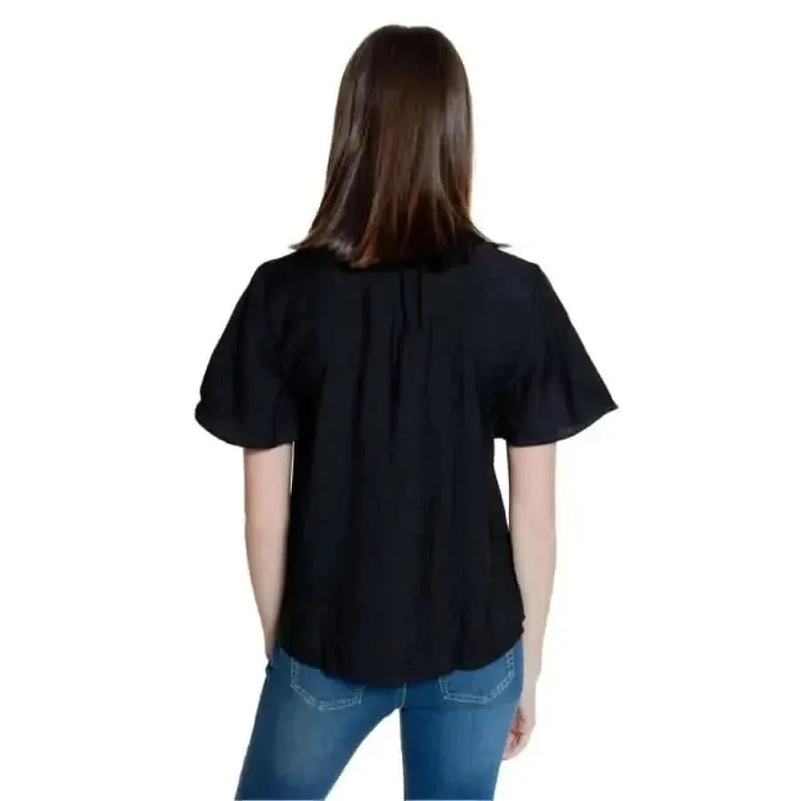 Jacqueline De Yong Women's V-Neck Black Shirt