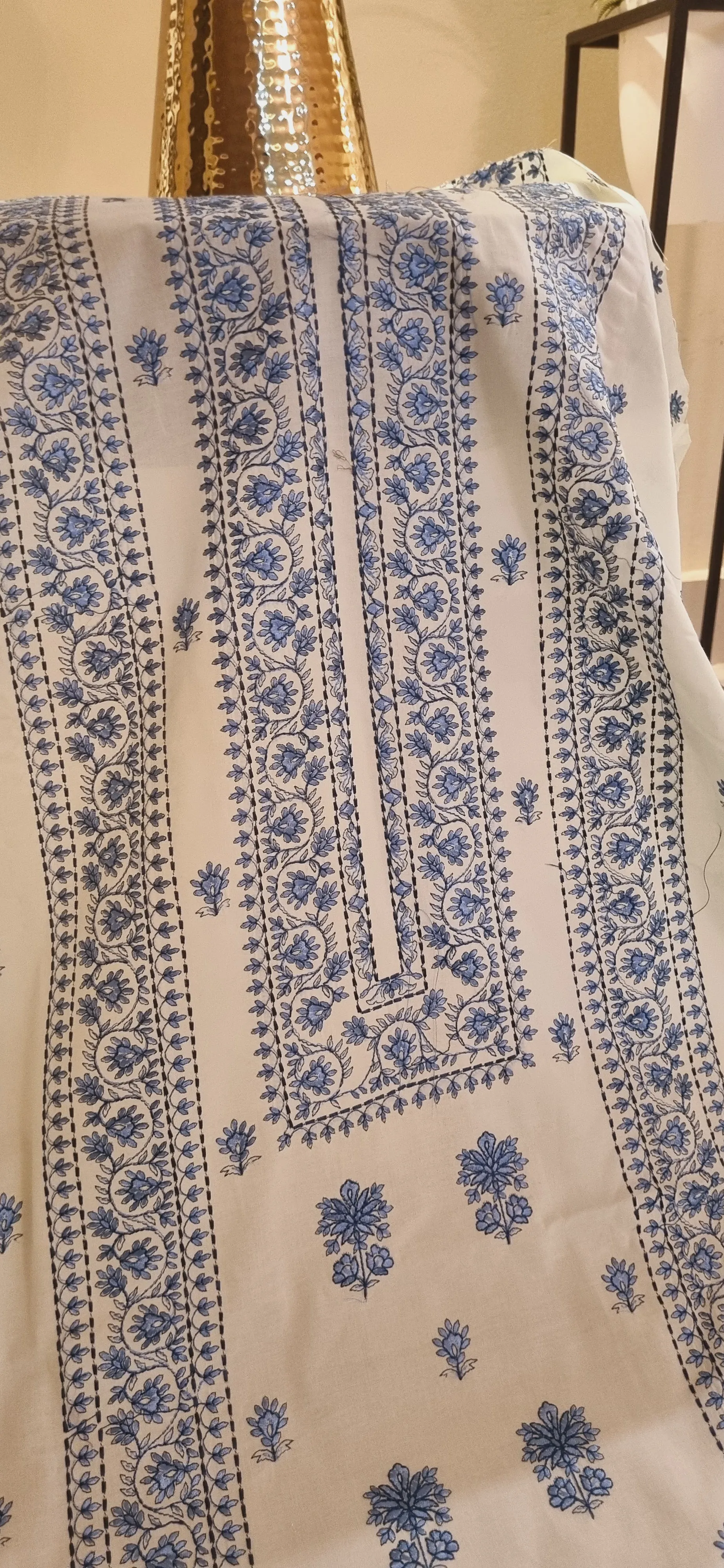 Lawn embroidered two-piece suits