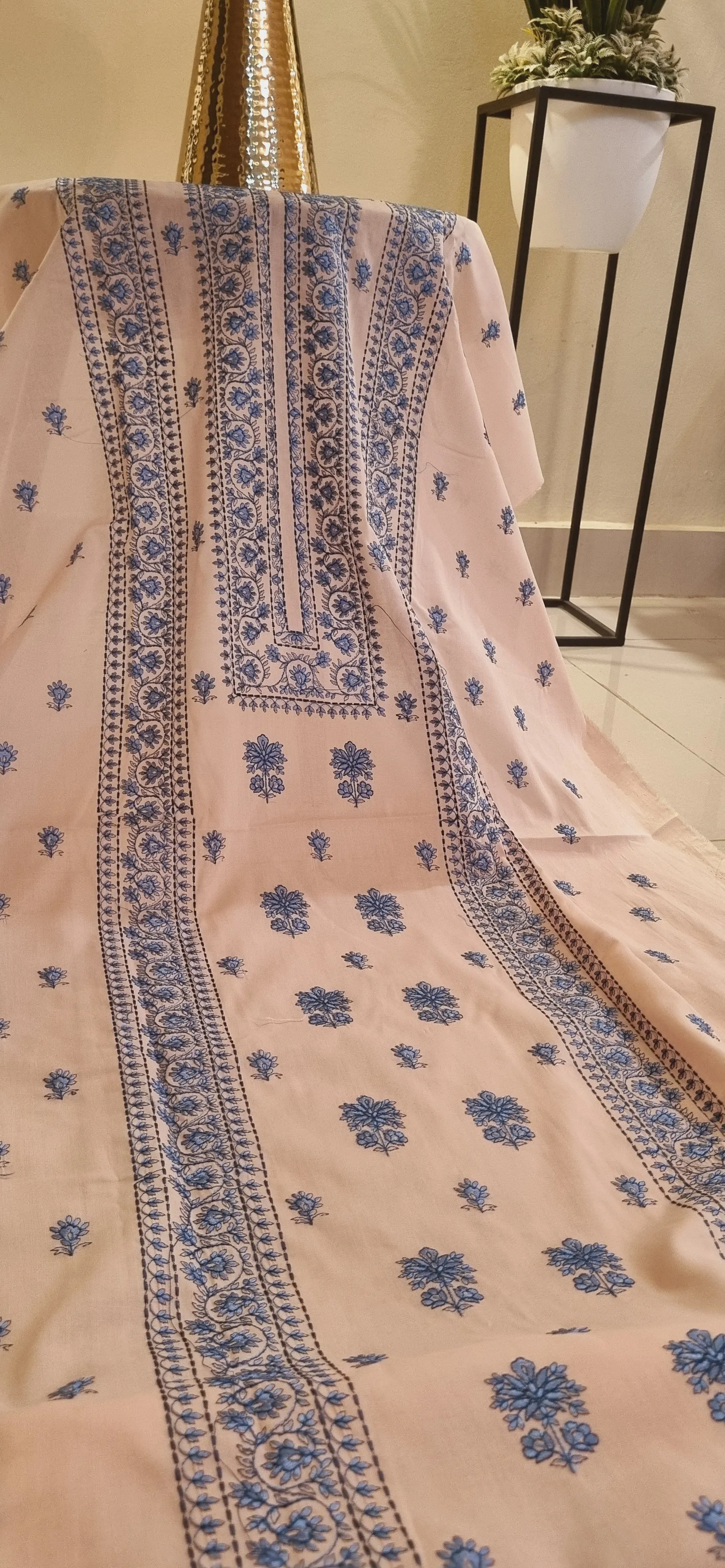 Lawn embroidered two-piece suits
