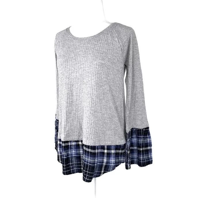 Long Sleeve Gray/Blue Plaid Scoop Neck Size S Women's Sweaters