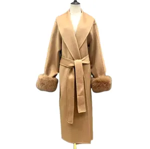 Loray | Cashmere Wool Coat with Fox Fur Cuffs