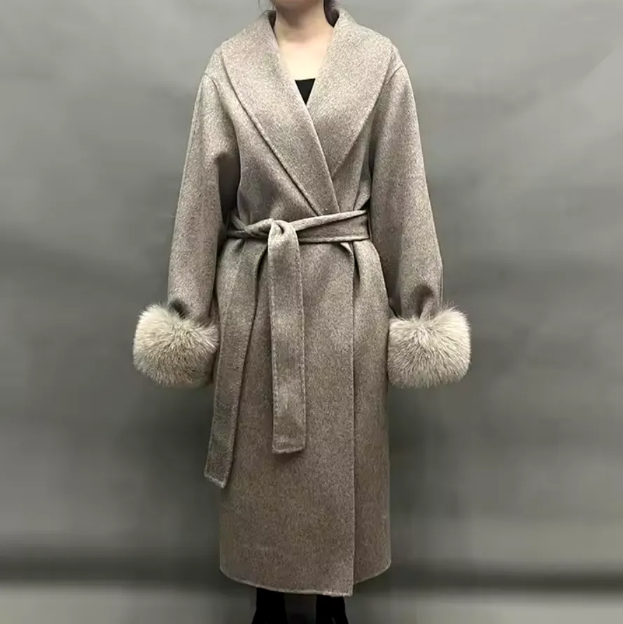 Loray | Cashmere Wool Coat with Fox Fur Cuffs