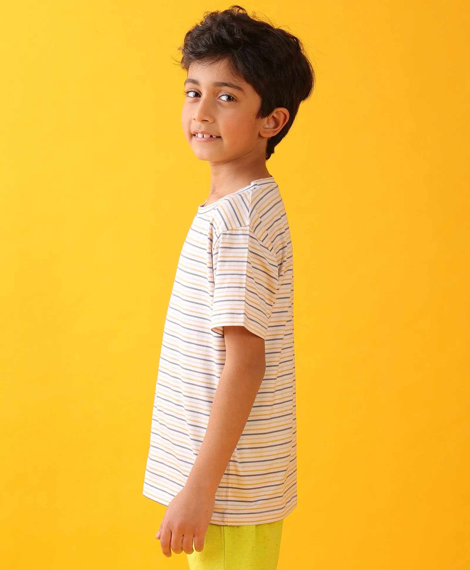 MUSTARD THIN STRIPE SHORT SLEEVE BOYS T-SHIRT - OFF WHITE