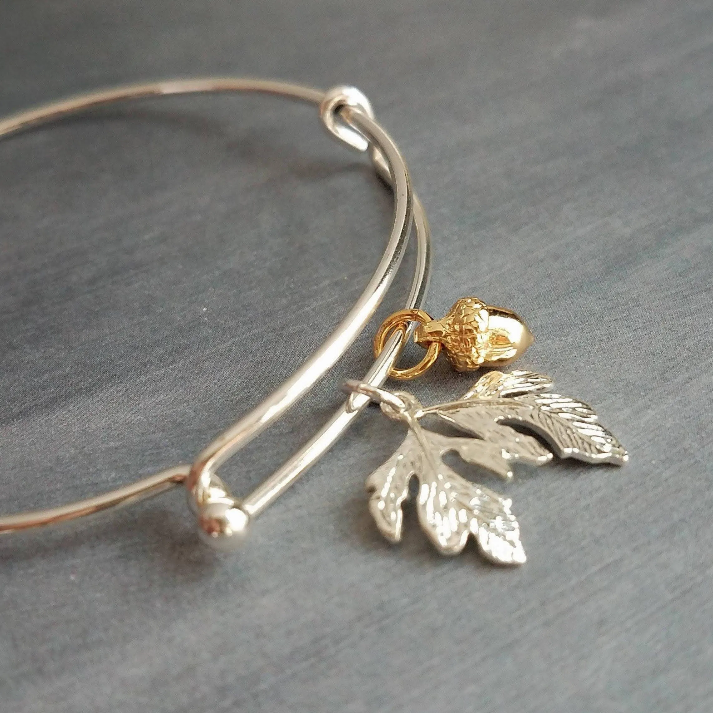Oak Tree Bracelet, silver leaves charm, small gold acorn, acorn bracelet, leaves bangle, autumn bracelet, fall birthday gift, tree woods