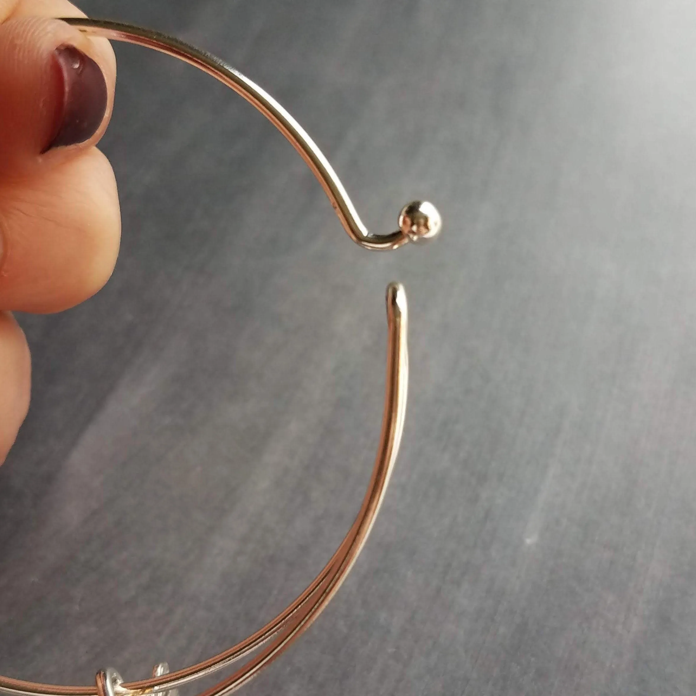 Oak Tree Bracelet, silver leaves charm, small gold acorn, acorn bracelet, leaves bangle, autumn bracelet, fall birthday gift, tree woods