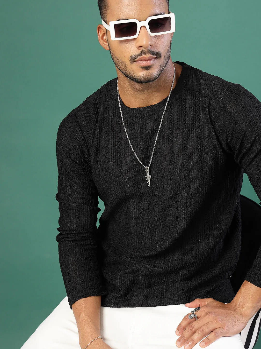 Polyester Knitted Slim Fit Round Neck T-Shirt