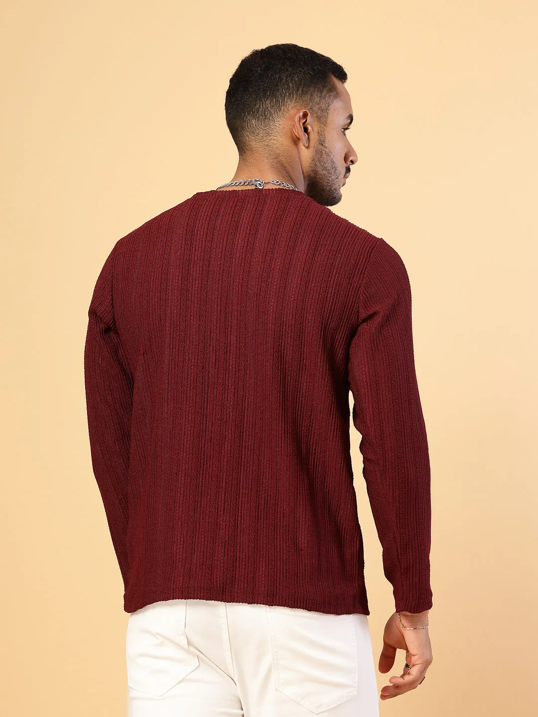 Polyester Knitted Slim Fit Round Neck T-Shirt