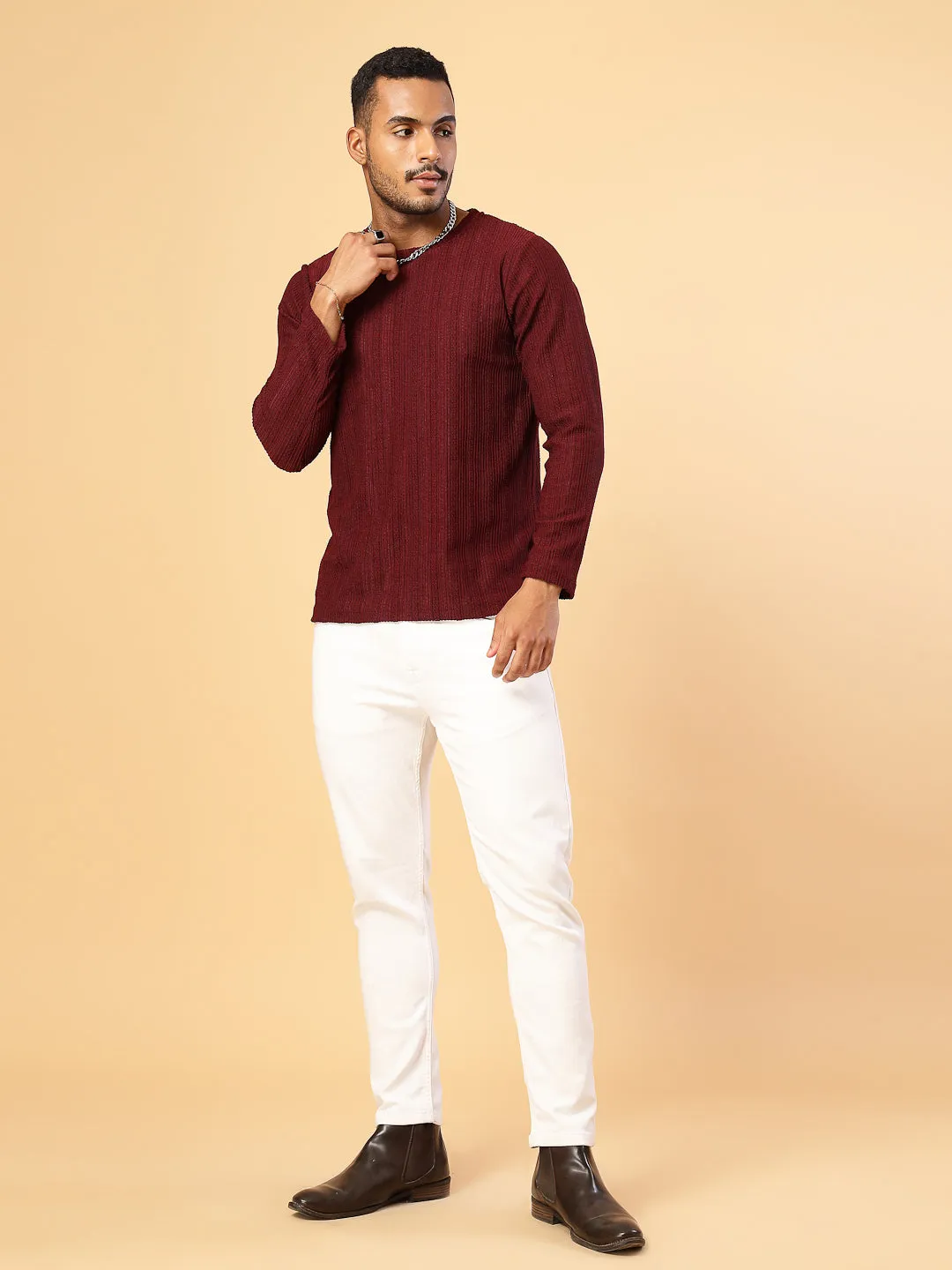 Polyester Knitted Slim Fit Round Neck T-Shirt