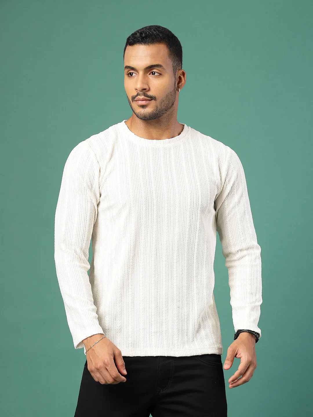Polyester Knitted Slim Fit Round Neck T-Shirt