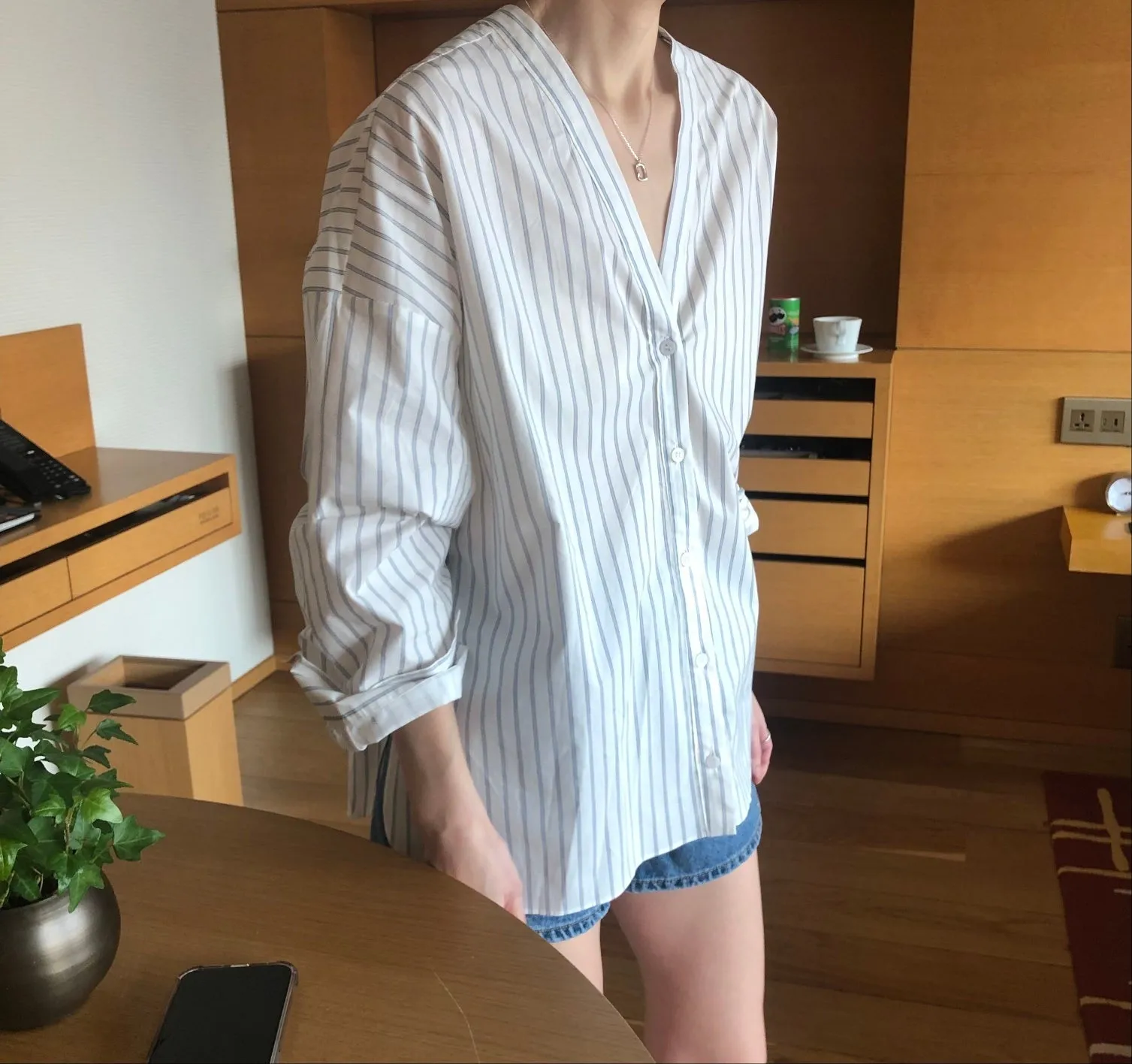 "V" Detailed Front & Back Stripe Button Down Shirts