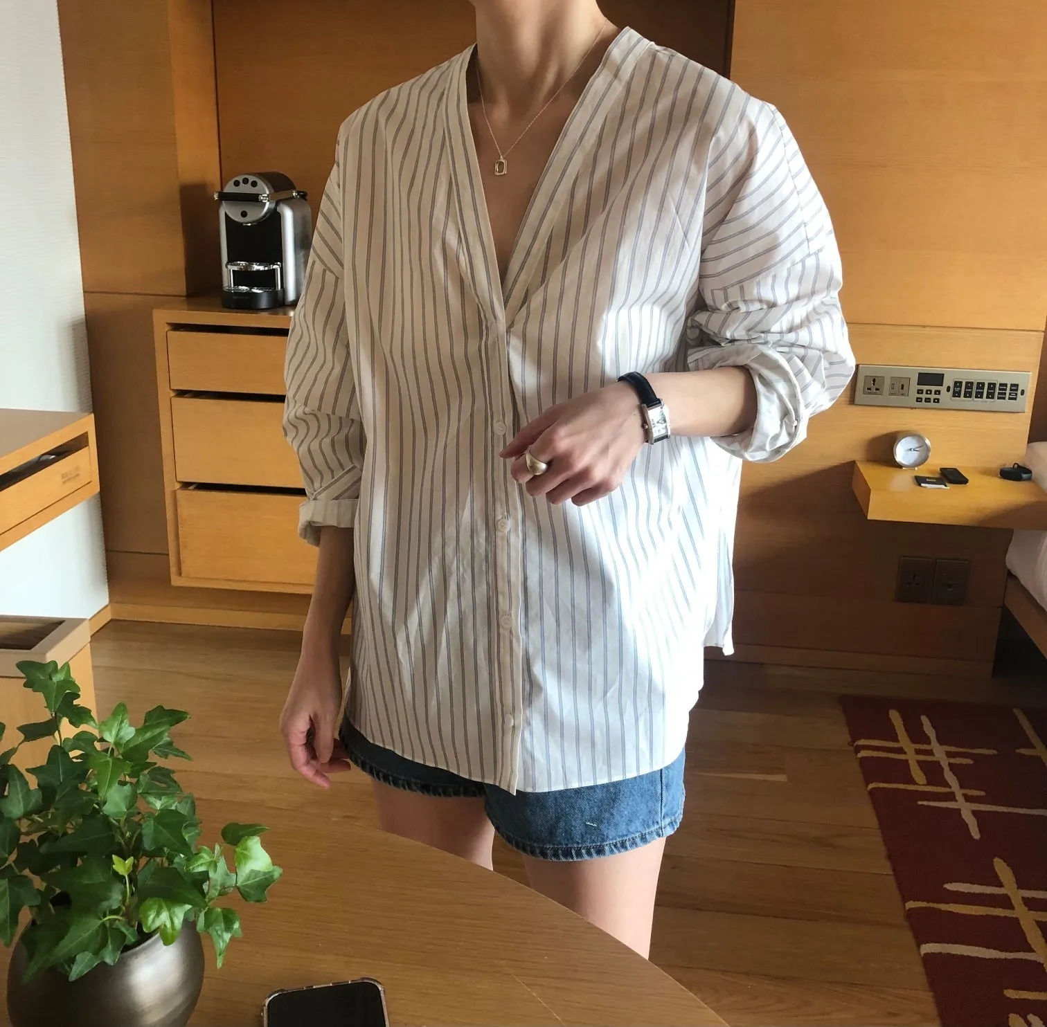 "V" Detailed Front & Back Stripe Button Down Shirts