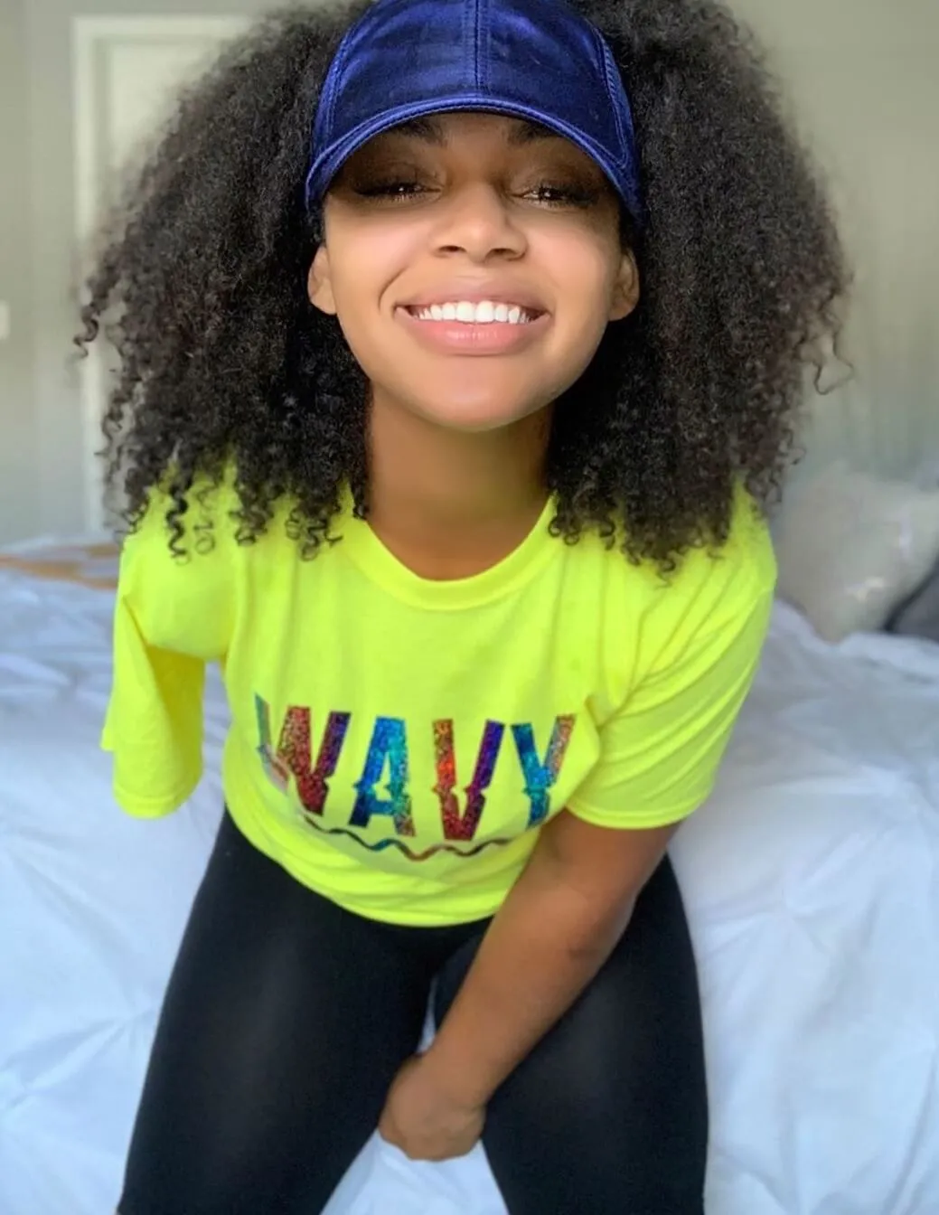 Rainbow Sparkle Wavy | Lemon Tee