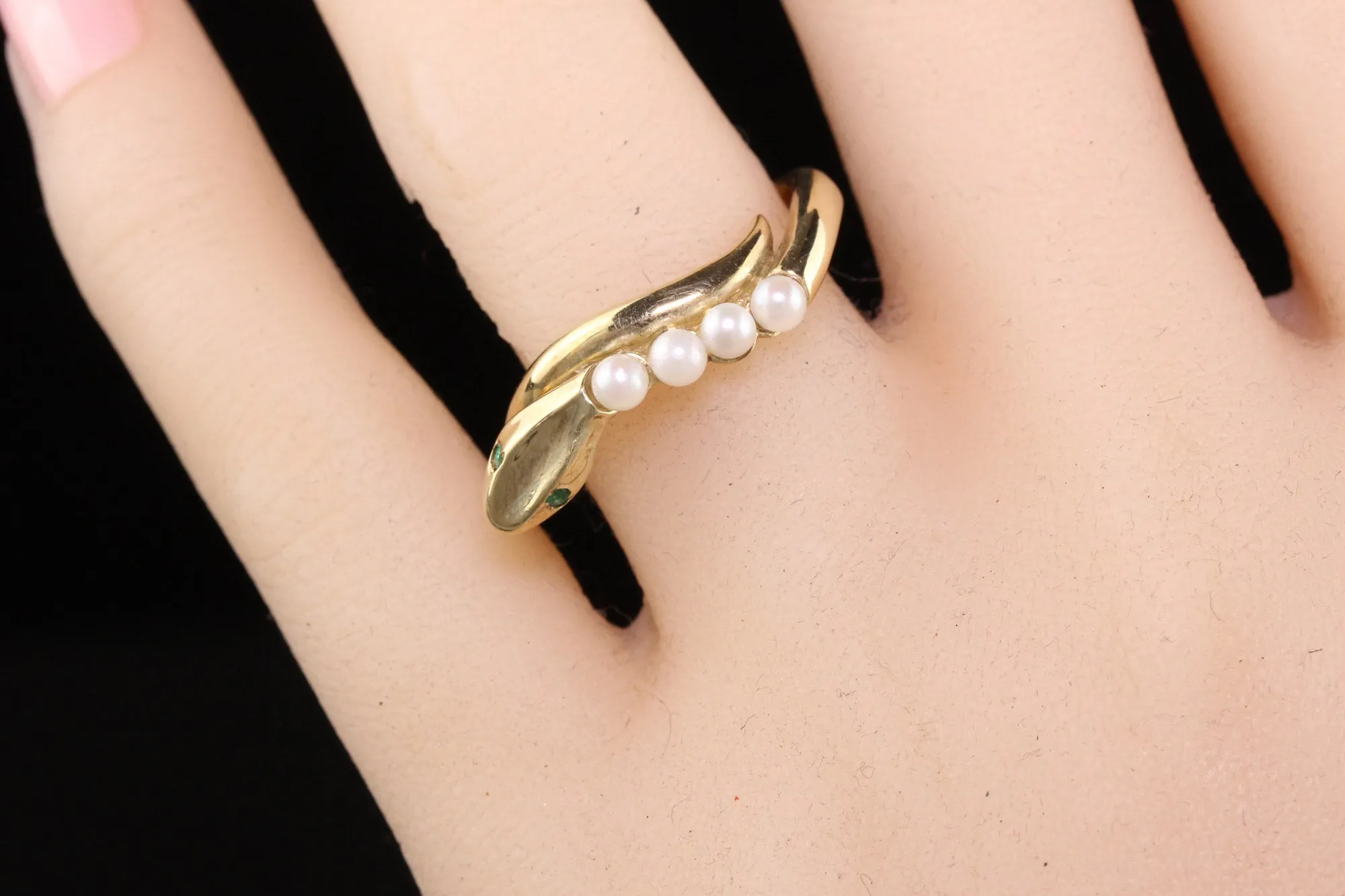 Retro Estate 14K Yellow Gold Pearl and Emerald Snake Ring