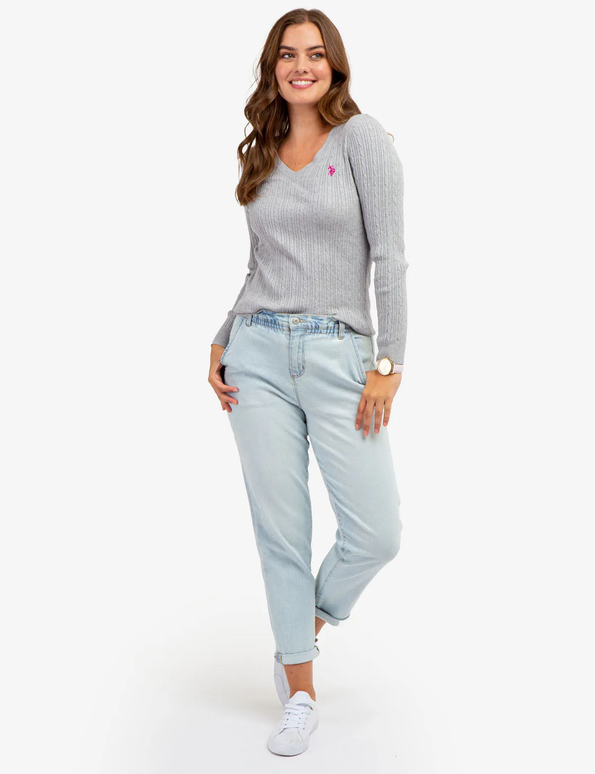 SOFT CABLE V-NECK SWEATER