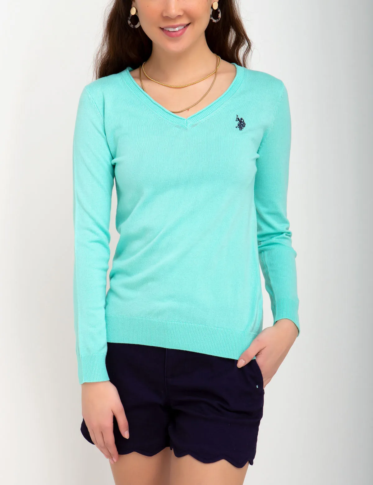 SOLID V-NECK SWEATER