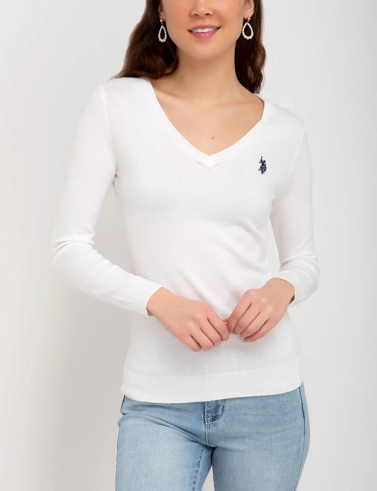SOLID V-NECK SWEATER