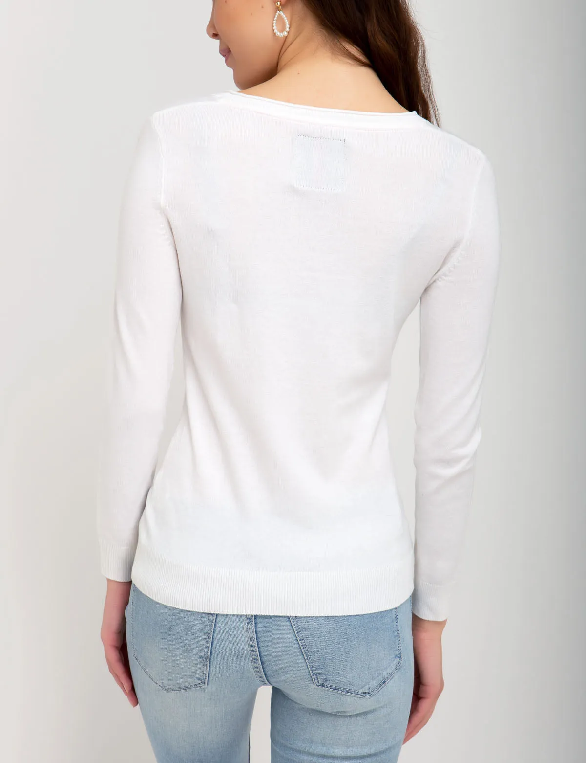 SOLID V-NECK SWEATER