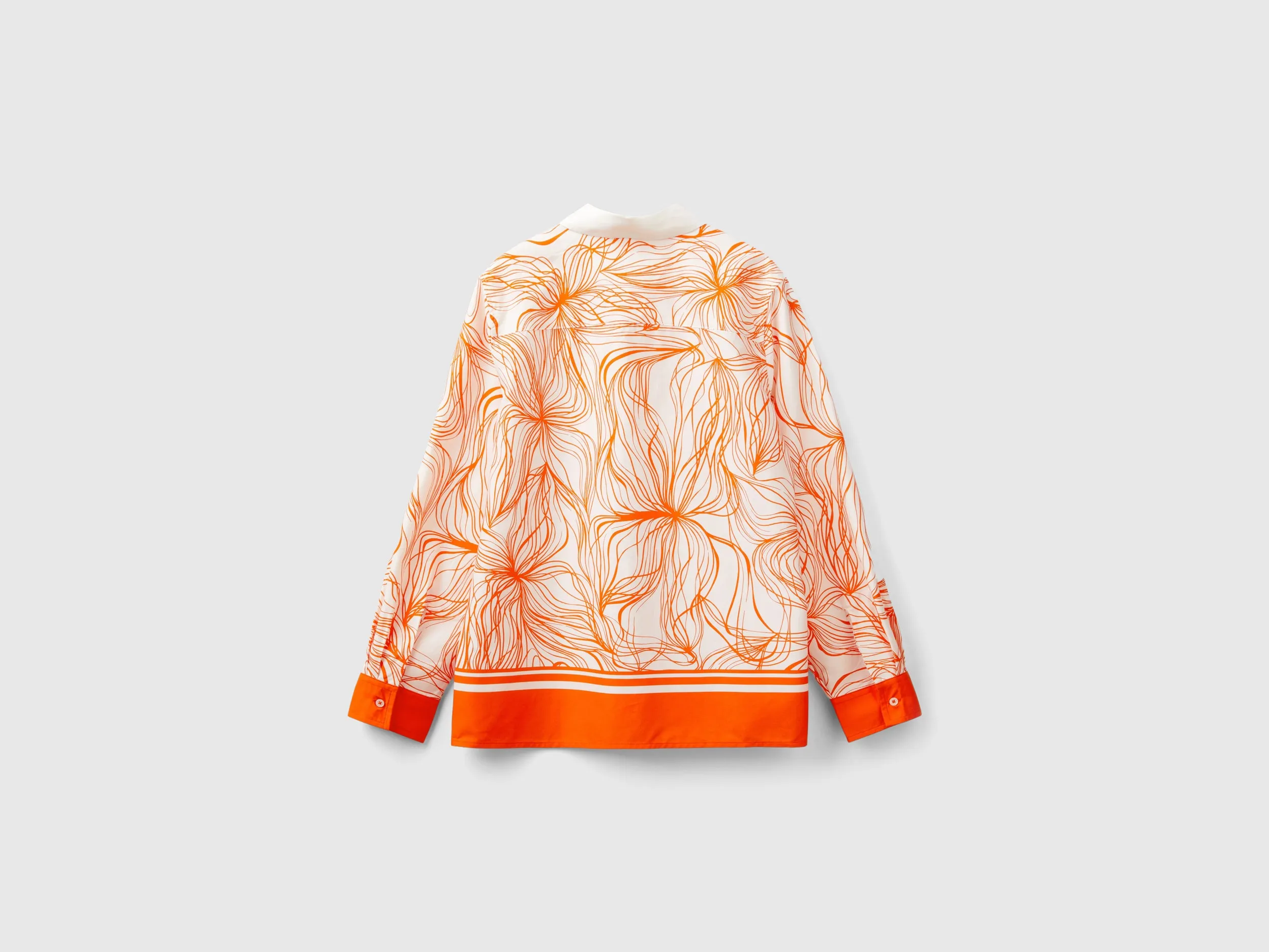 Spread Collar WoMen's Printed Shirt