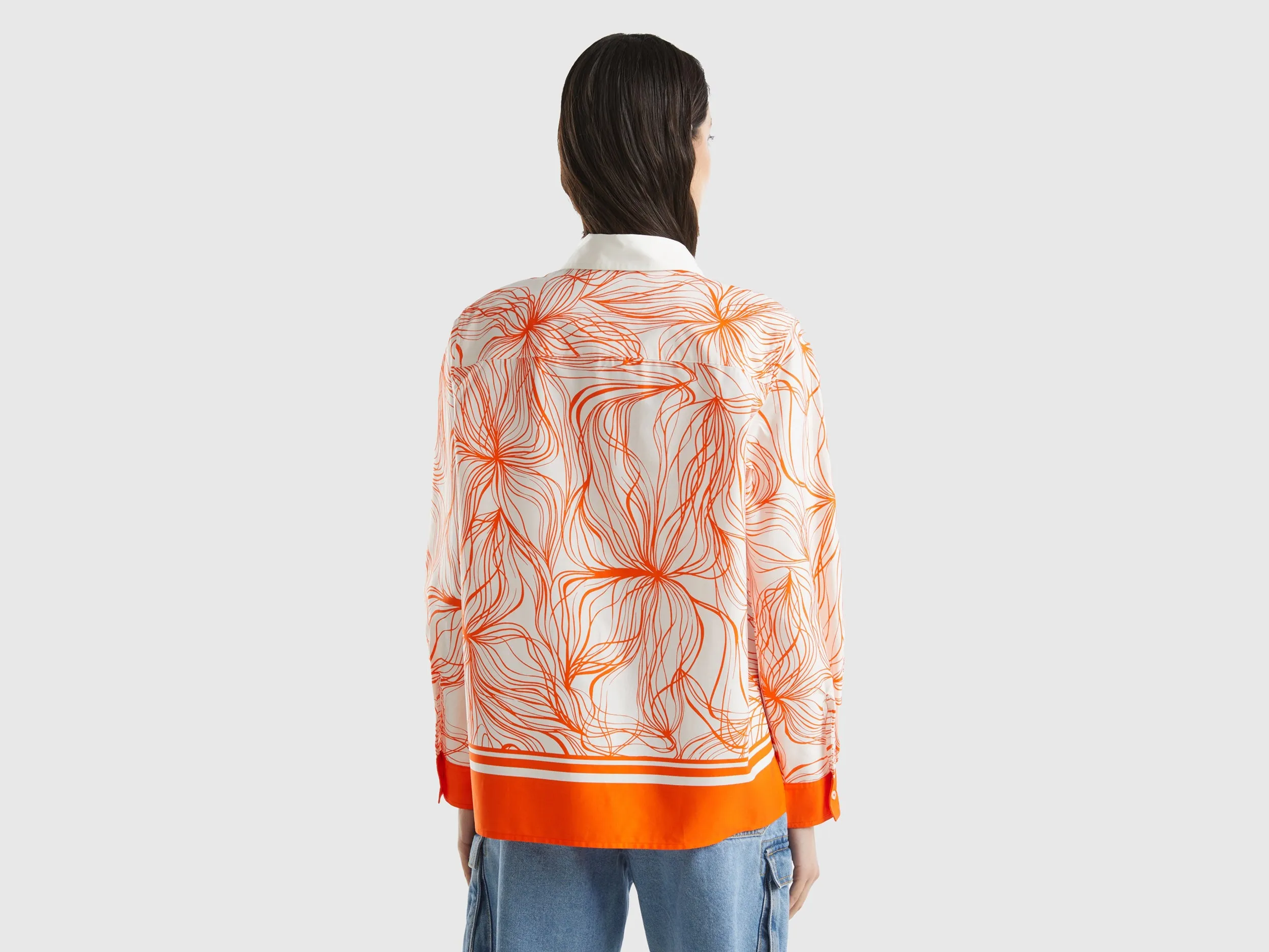 Spread Collar WoMen's Printed Shirt