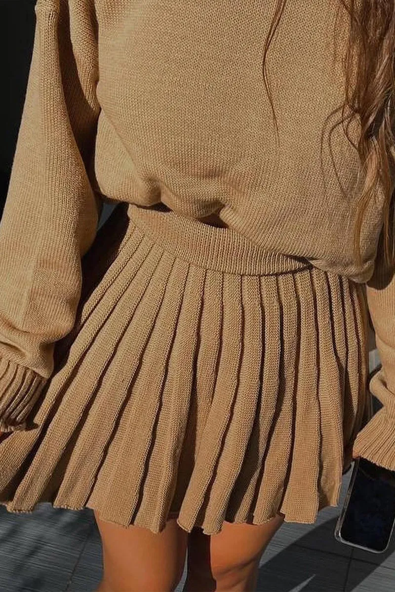 UJ0219 Sweater and Knitted Skirt Set