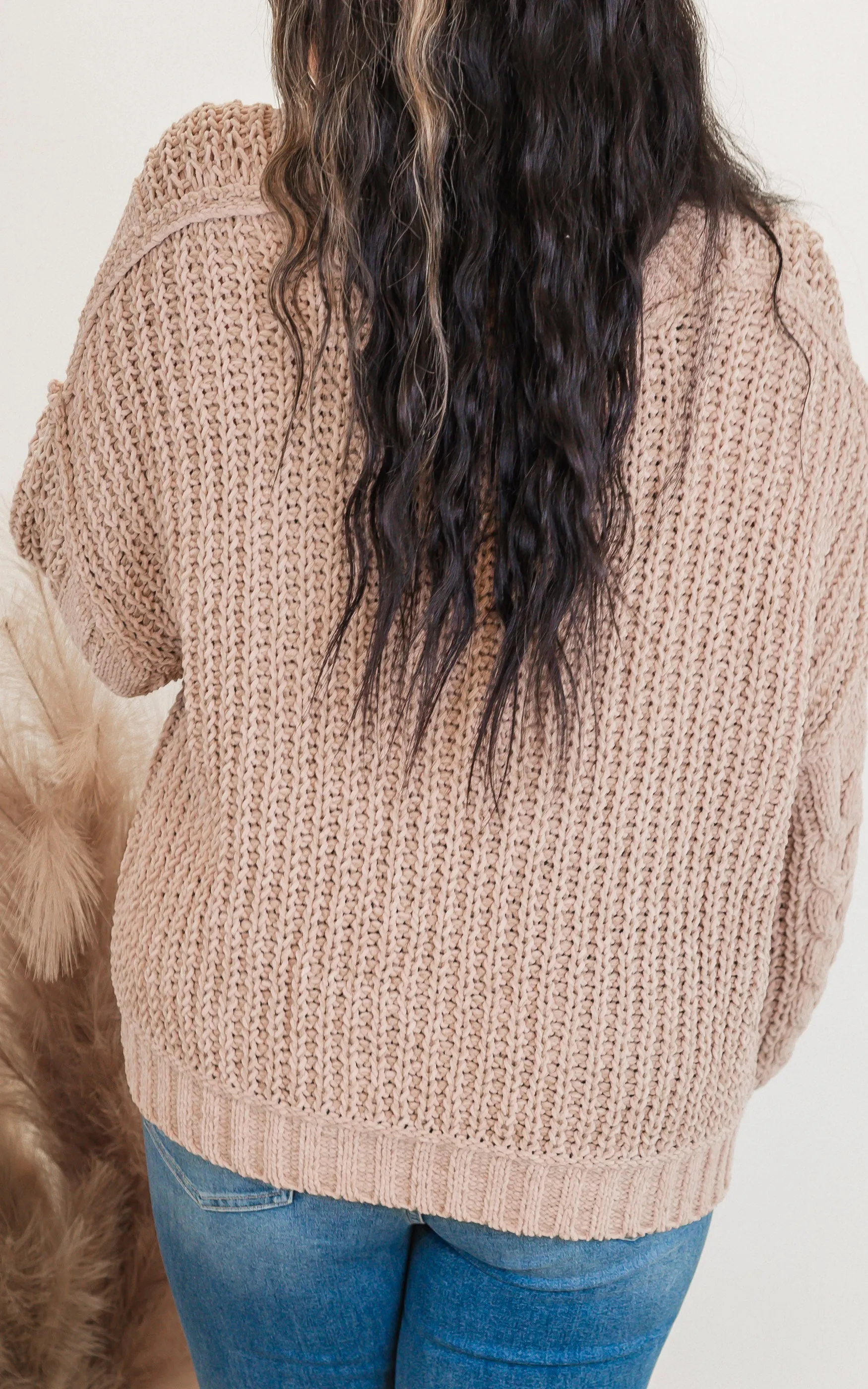 V-Neck Cropped Chanille Sweater | POL - Final Sale**